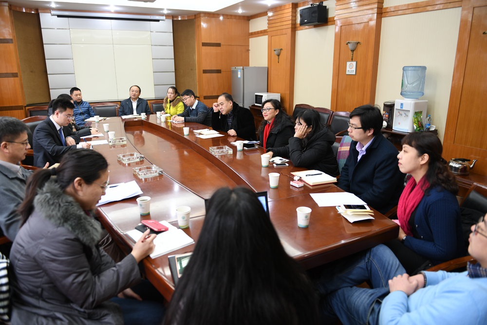 美国南加大传播与新闻学院数字未来中心到访有爱爱
